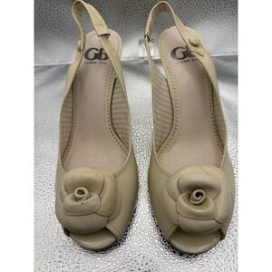 Gianni Bini Beige Rose Peep Toe Slingback Heels Floral Applique Block Heel 7.5M